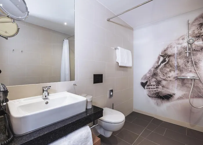- The Niu, Leo By Ihg