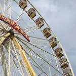 - The Niu, Leo By Ihg Hotel