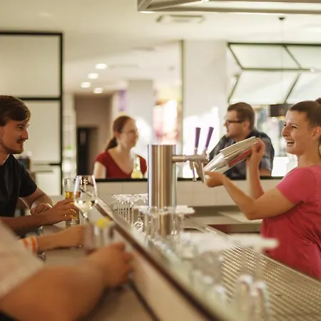 - The Niu, Leo By Ihg Nürnberg