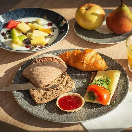 - The Niu, Leo By Ihg 酒店