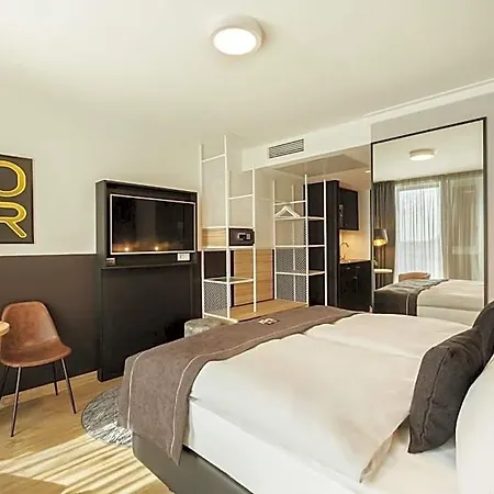 Отель - The Niu, Leo By Ihg Нюрнберг