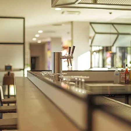 - The Niu, Leo By Ihg