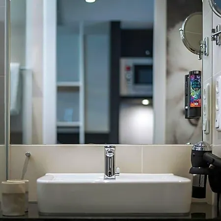 - The Niu, Leo By Ihg 3* Nürnberg