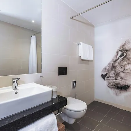 - The Niu, Leo By Ihg 酒店