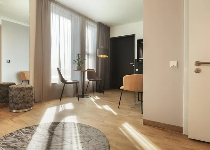 Hotel - The Niu, Leo By Ihg